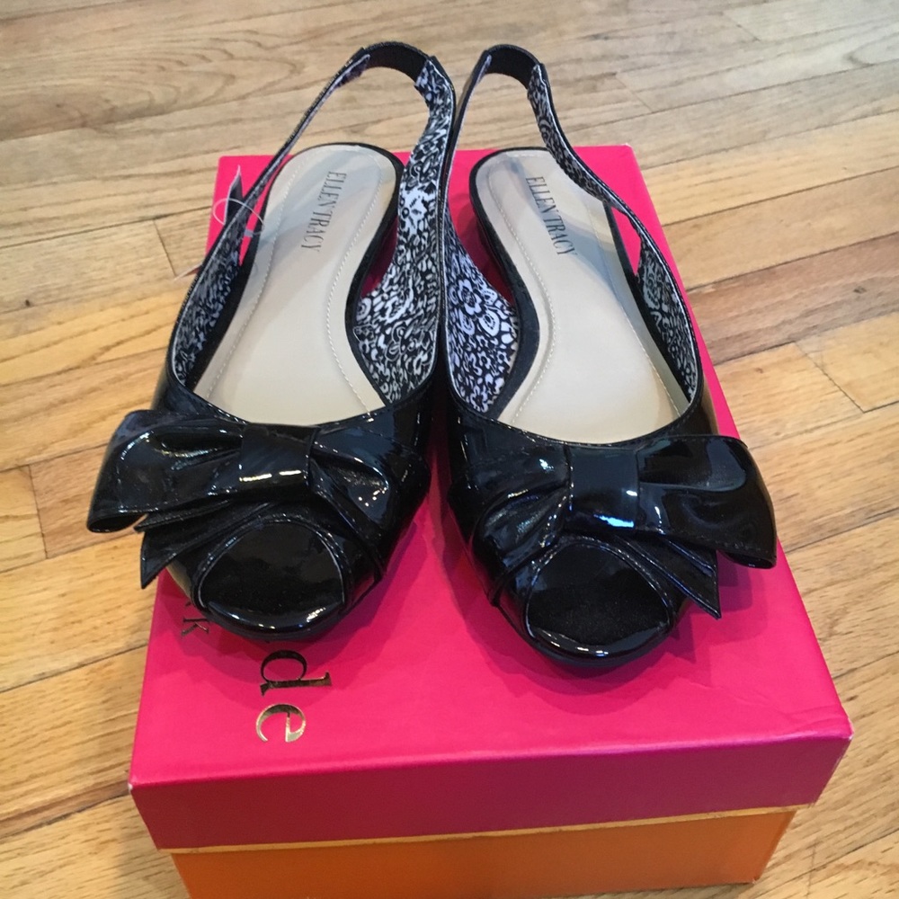 Ellen Tracy NWT Peep Toe Sling Back flats, size 7